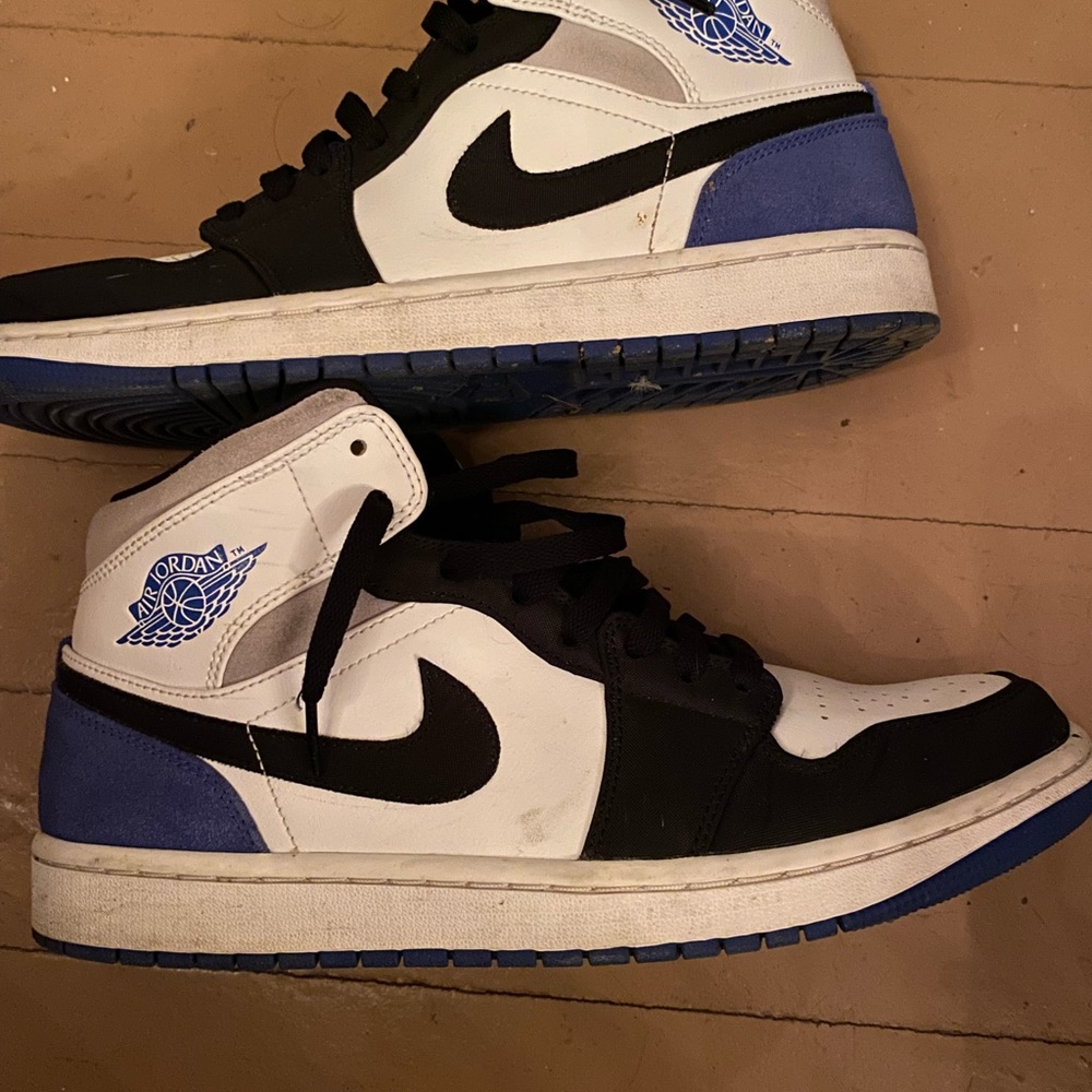 Jordan 1’s Men’s Size 11